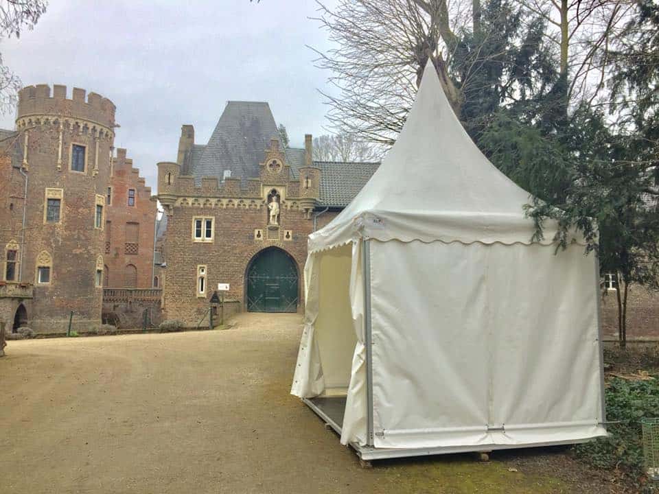 Frühlingsmarkt auf Schloss Pfaffendorf in Bergheim